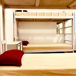 Easy Hostels